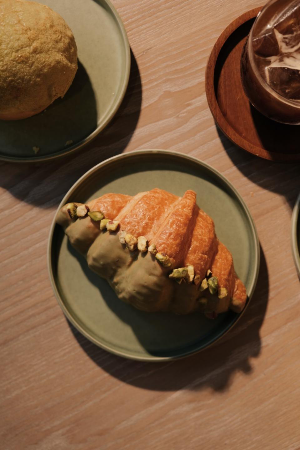 香港首家手工純素烘焙店 MAYA 登陸太古坊 必食純素糕點 蛋撻、斑蘭波蘿包及牛角包