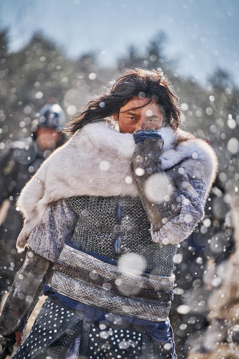 朱智勛飾演的前世「白狼」，有著一顆悲天憫人的心。（采昌國際多媒體提供）