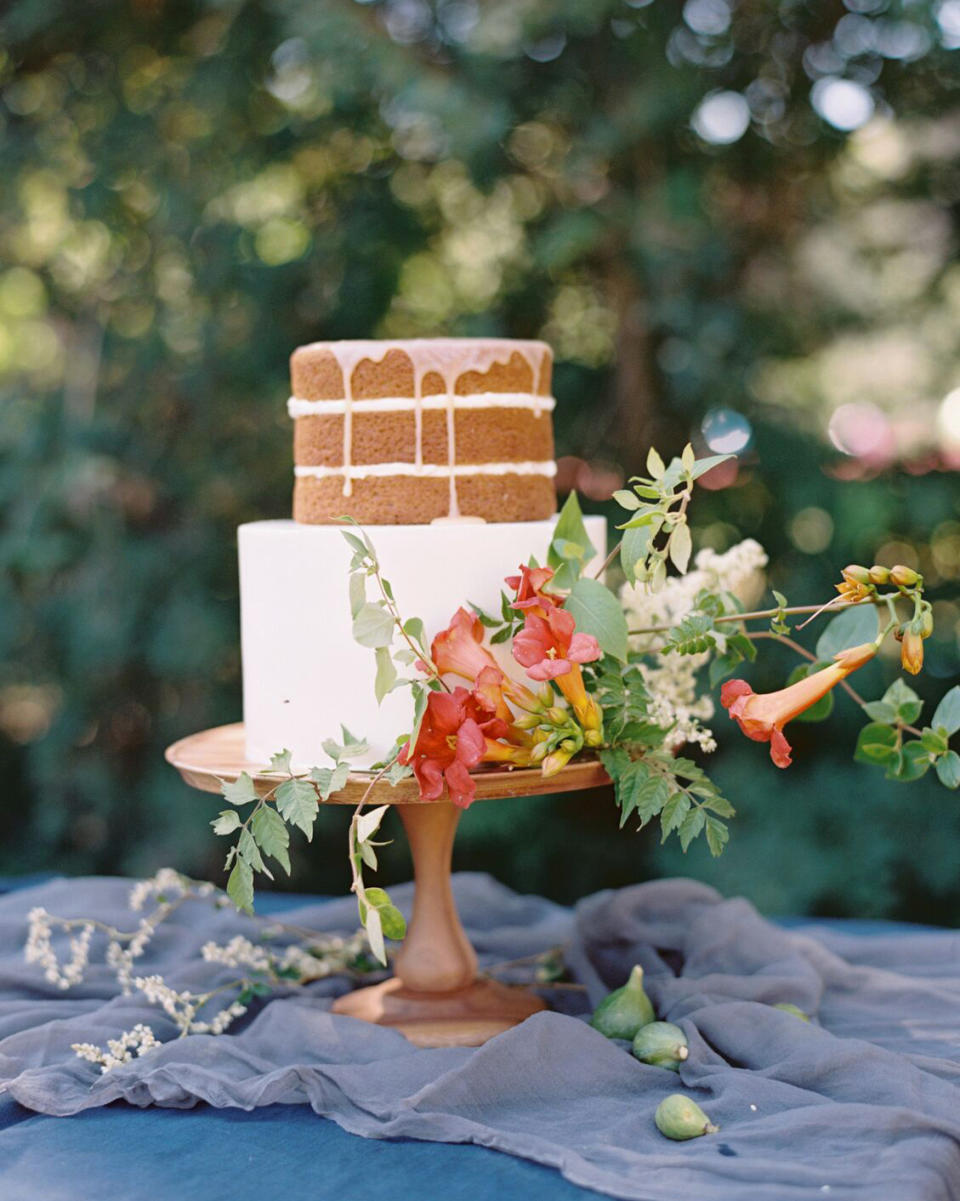 Half-Naked Wedding Cake