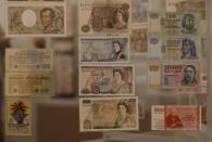 Samples of foreign banknotes are displayed at the currency museum of Lebanon's Central Bank in Beirut November 6, 2014. REUTERS/Jamal Saidi