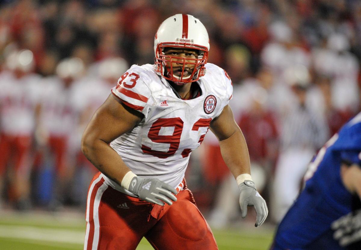 Browns Interested in Signing Former Nebraska DT Ndamukong Suh