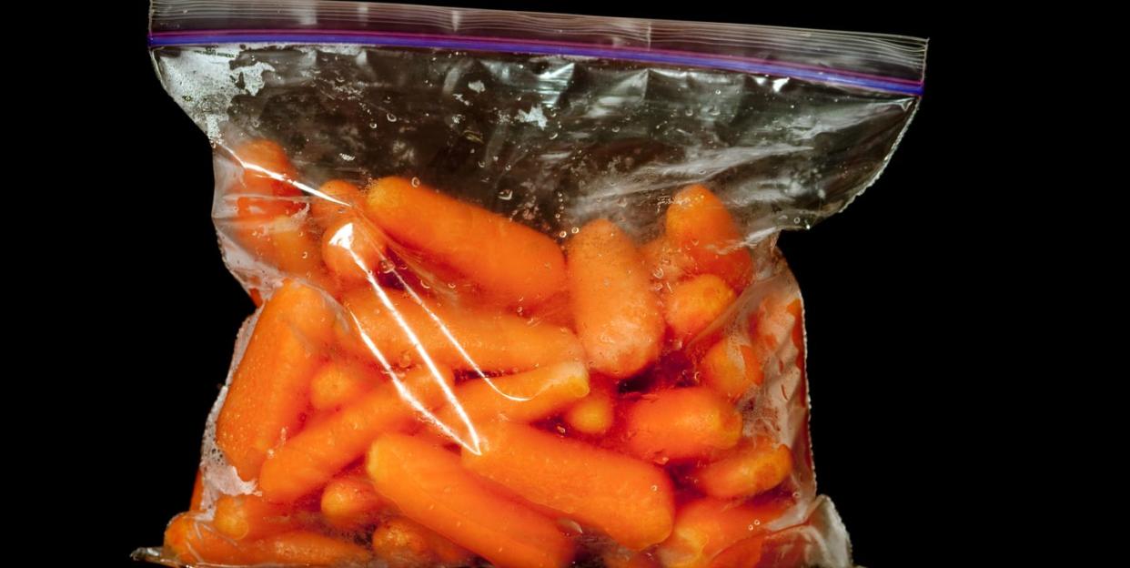 baby carrots in freezer bag