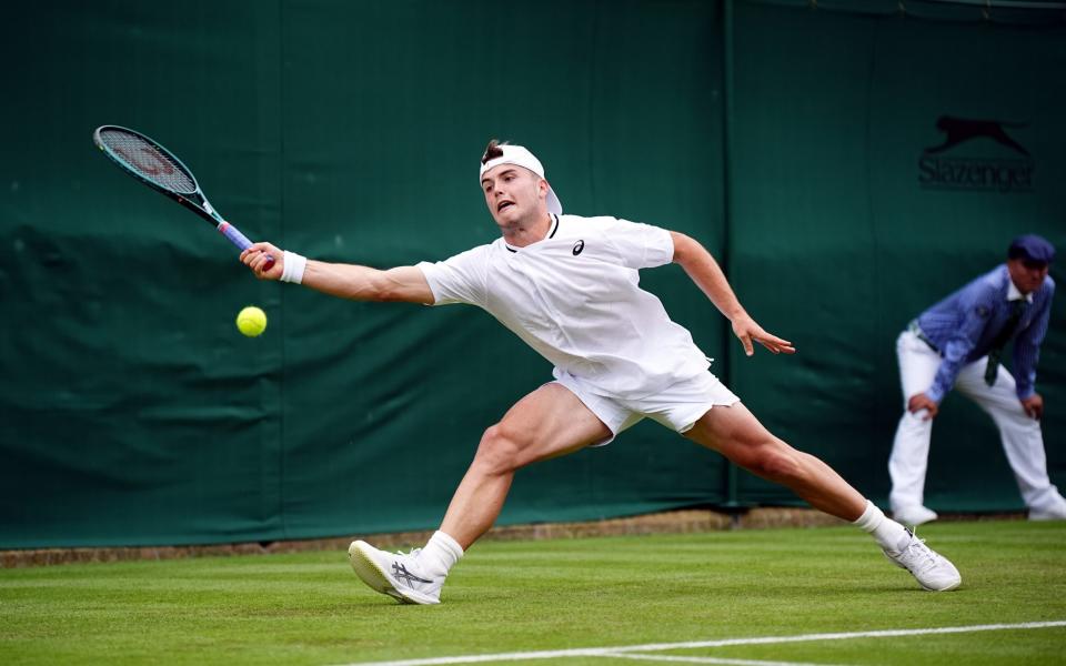 Wimbledon 2024: Alcaraz and Osaka win, Murray injury update – latest updates
