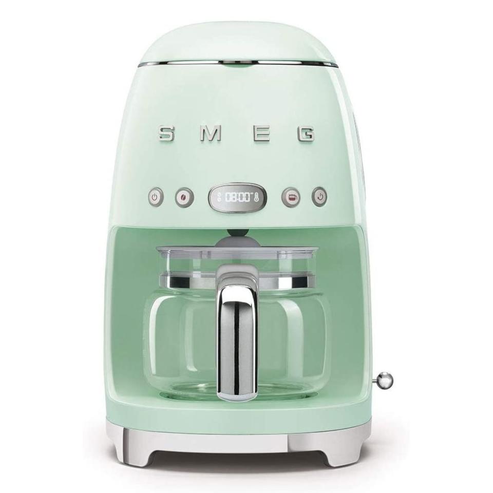 21) Smeg 50's Retro Style Drip Filter Coffee Machine