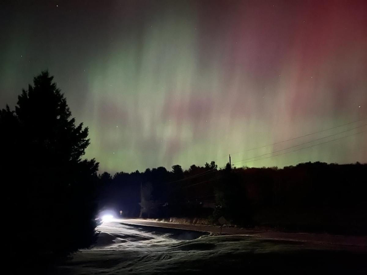 Northern lights dazzle Toronto and southern Ontario