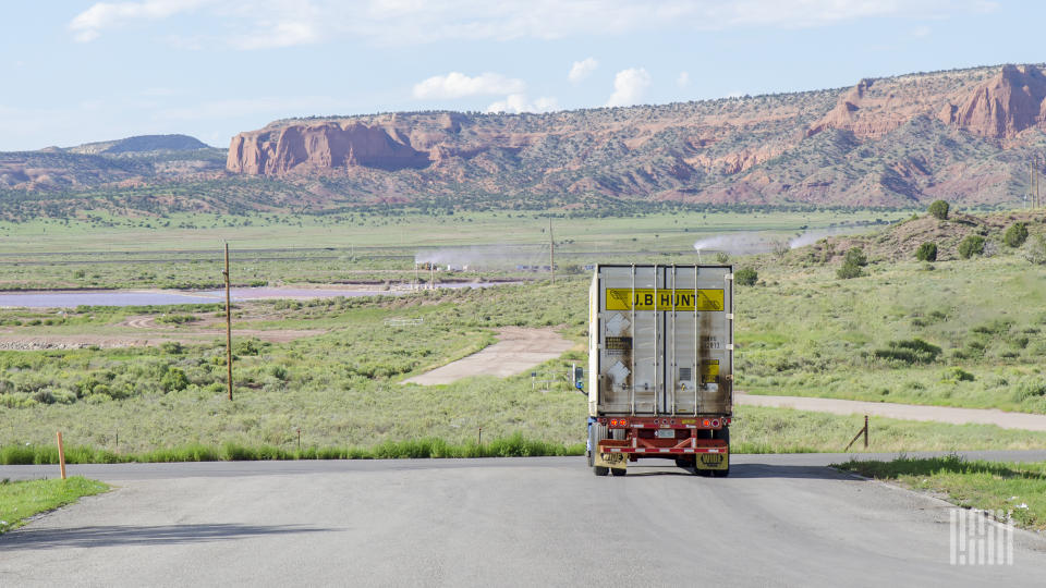 Parent company BNSF confirmed that some layoffs will occur as BNSF Logistics' brokerage unit transfers to J.B. Hunt. (Photo: Jim Allen/FreightWaves)