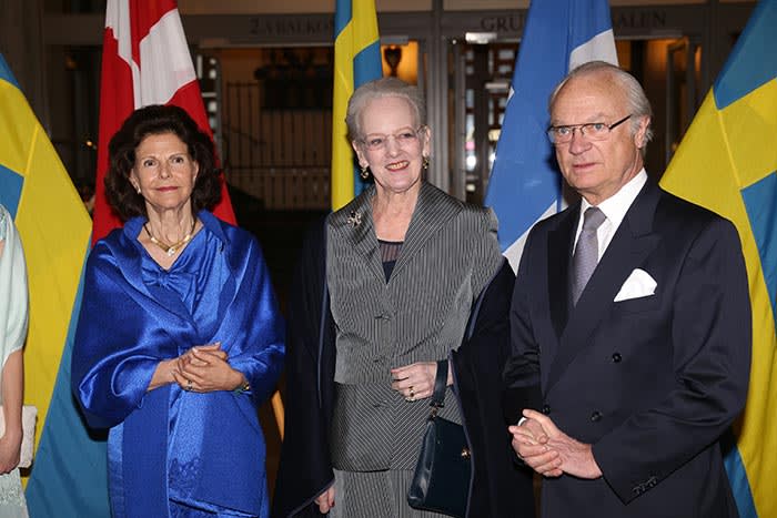 Margarita de Dinamarca con los reyes Carlos Gustavo y Silvia de Suecia