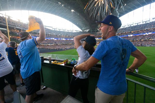 Milwaukee Brewers fans celebrate another division title with new