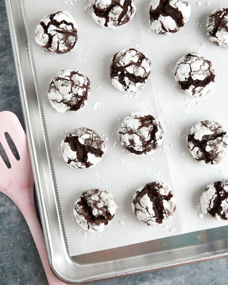 Chocolate Crinkle Cookies