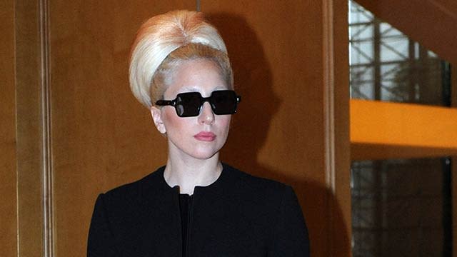 Lady Gaga 'Doing Unbelievable' After Hip Surgery