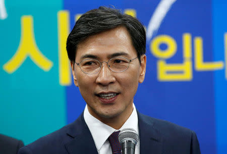 FILE PHOTO: The Democratic PartyÕs candidate for the presidential primary An Hee-jung makes a speech at an event to declare their fair contest in the partyÕs presidential primary in Seoul, South Korea, March 14, 2017. REUTERS/Kim Kyung-Hoon/File Photo