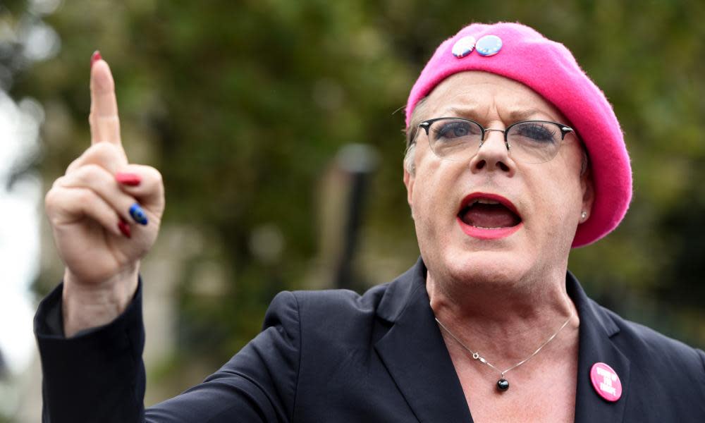 Eddie Izzard