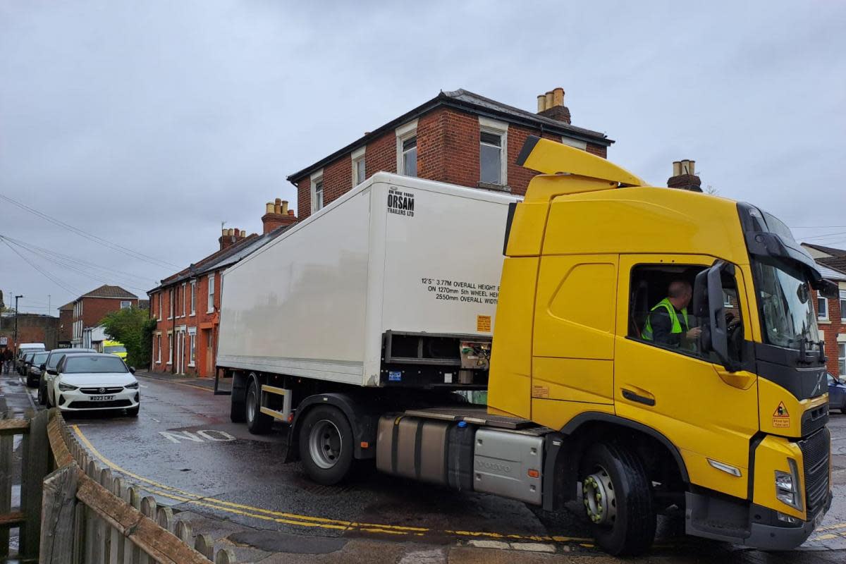 Lorry gets stuck on narrow Salisbury street using diversion due to gas works <i>(Image: Newsquest)</i>