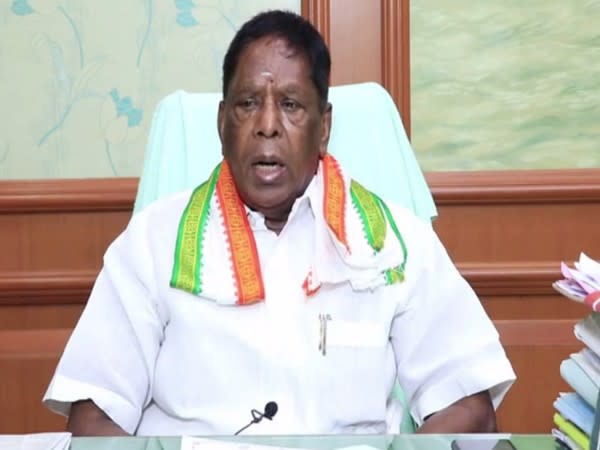 Puducherry Chief Minister V Narayanasamy addressing the reporters. Photo/ANI