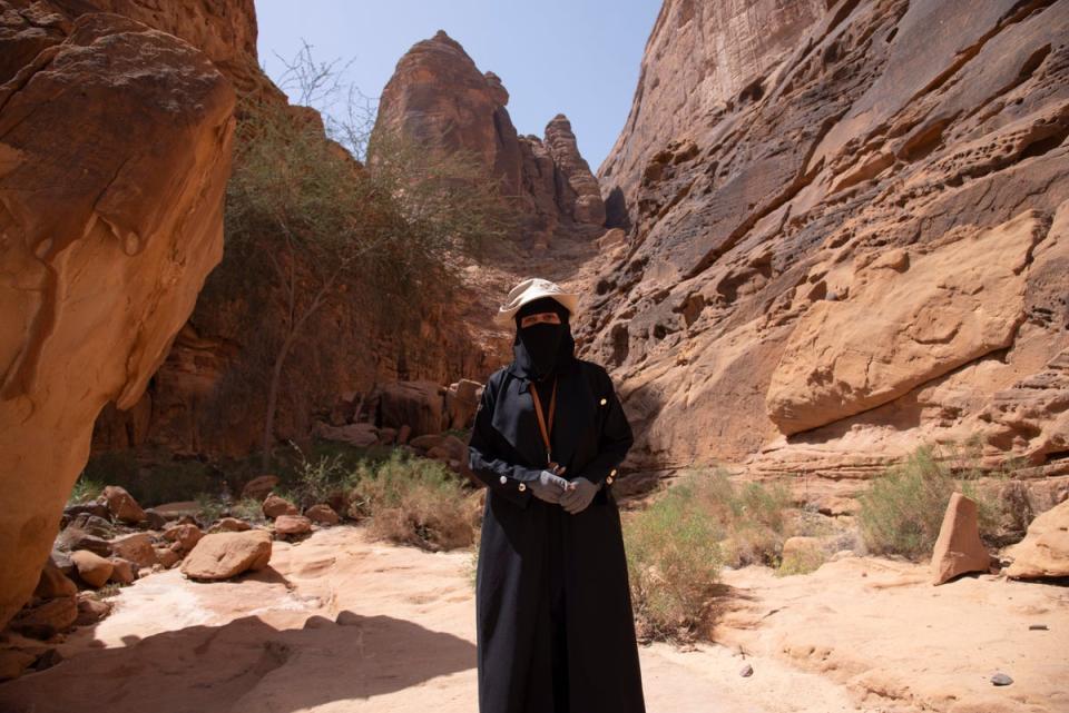 Amal Aljohani at Jabal Ikmah, the ‘open library of Dadān (Radhika Aligh)