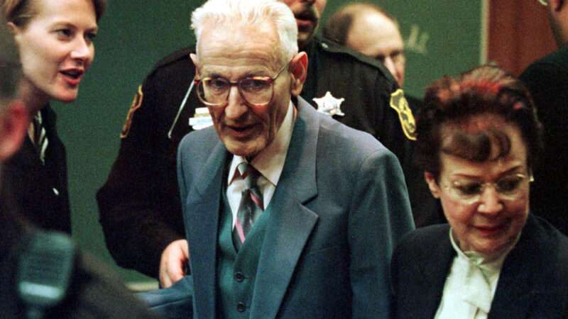 Dr. Jack Kevorkian leaves the courtroom after he was convicted of second degree murder in Oakland County Circuit Court, March 26, 1999.