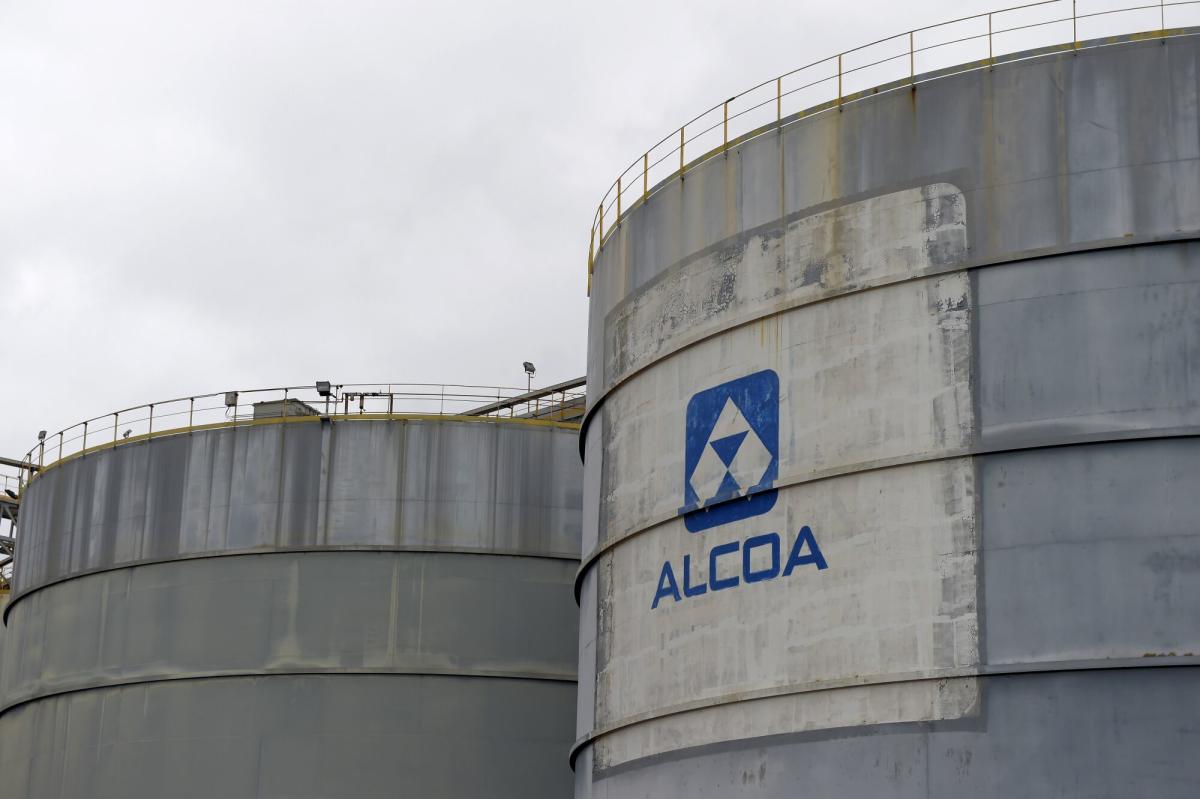 Alcoa Inks Eight-Year Supply Deal With Emirates Global Aluminium foto afbeelding