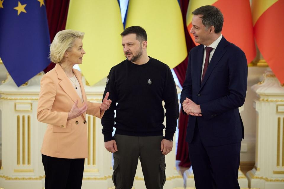 European Commission President Ursula von der Leyen, Ukrainian President Volodymyr Zelensky, and Belgian Prime Minister Alexander De Croo in Kyiv on Feb. 24, 2024. (President Volodymyr Zelensky / X)