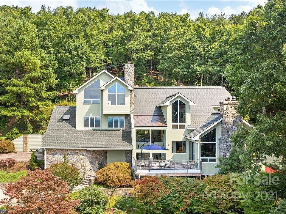 116 Robinhood Road sold for $3.3 million in May. The home previously sold in 2016 for $960,000.