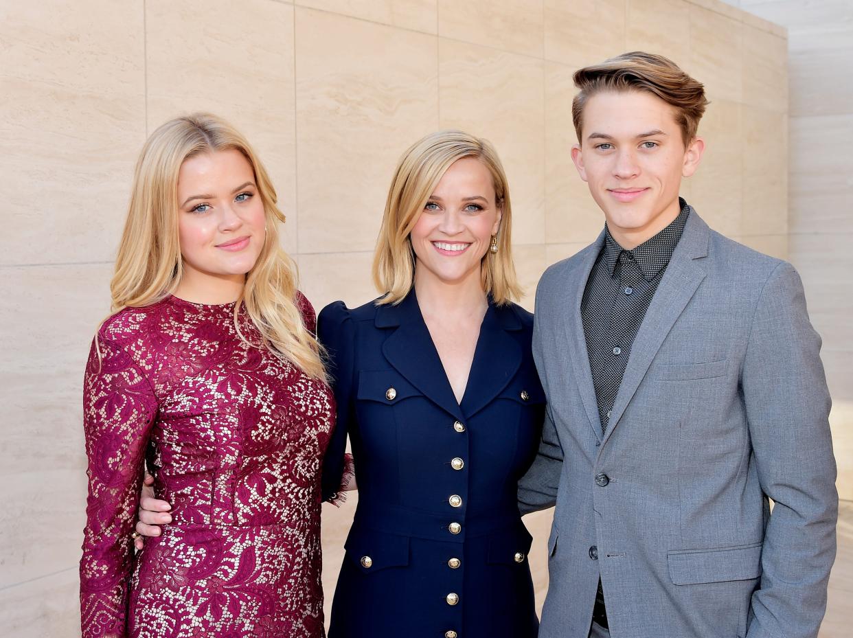 reese witherspoon kids