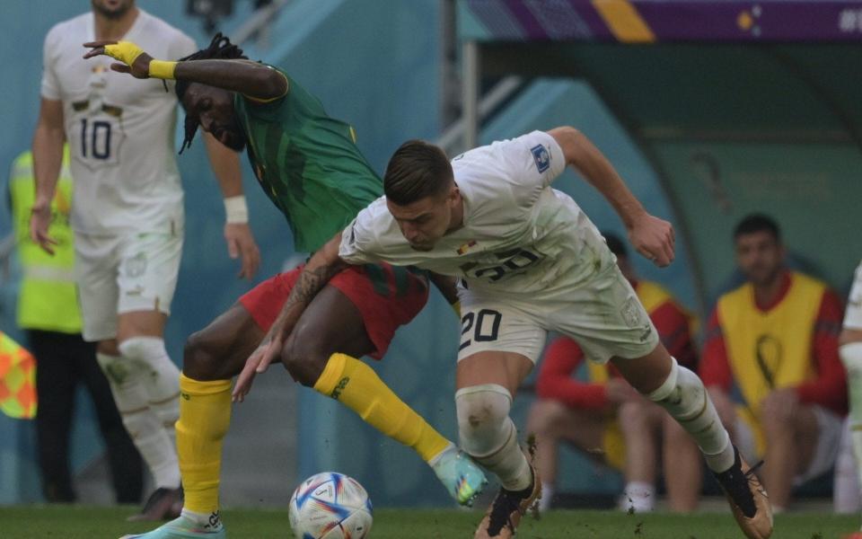 Sergej Milinkovic-Savic (20) of Serbia in action during FIFA World Cup Qatar 2022 Group G match between Cameroon and Serbia - Anadolu