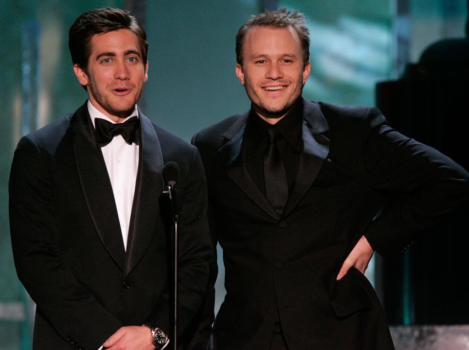 LOS ANGELES, CA - JANUARY 29:  Actor Jake Gyllenhaal and Heath Ledger speak onstage during the 12th Annual Screen Actors Guild Awards held at the Shrine Auditorium on January 29, 2006 in Los Angeles, California.  (Photo by Kevin Winter/Getty Images)