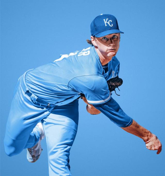 Royals bring back full powder blue uniforms, at least for a game