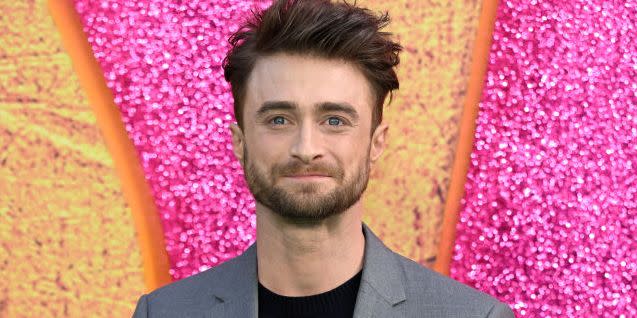 <span class="caption"><span class="caas-xray-inline-tooltip"><span class="caas-xray-inline caas-xray-entity caas-xray-pill rapid-nonanchor-lt" data-entity-id="Daniel_Radcliffe" data-ylk="cid:Daniel_Radcliffe;pos:1;elmt:wiki;sec:pill-inline-entity;elm:pill-inline-text;itc:1;cat:Actor;" tabindex="0" aria-haspopup="dialog"><a href="https://search.yahoo.com/search?p=Daniel%20Radcliffe" data-i13n="cid:Daniel_Radcliffe;pos:1;elmt:wiki;sec:pill-inline-entity;elm:pill-inline-text;itc:1;cat:Actor;" tabindex="-1" data-ylk="slk:Daniel Radcliffe;cid:Daniel_Radcliffe;pos:1;elmt:wiki;sec:pill-inline-entity;elm:pill-inline-text;itc:1;cat:Actor;" class="link ">Daniel Radcliffe</a></span></span>’s Net Worth Is ~Riddikulus~</span><span class="photo-credit">Karwai Tang - Getty Images</span>