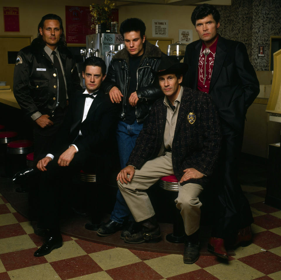 TWIN PEAKS - Gallery - Shoot Date: November 29, 1989. (Photo by ABC Photo Archives/Disney General Entertainment Content via Getty Images)
MICHAEL HORSE;KYLE MACLACHLAN;JAMES MARSHALL;MICHAEL ONTKEAN;EVERETT MCGILL