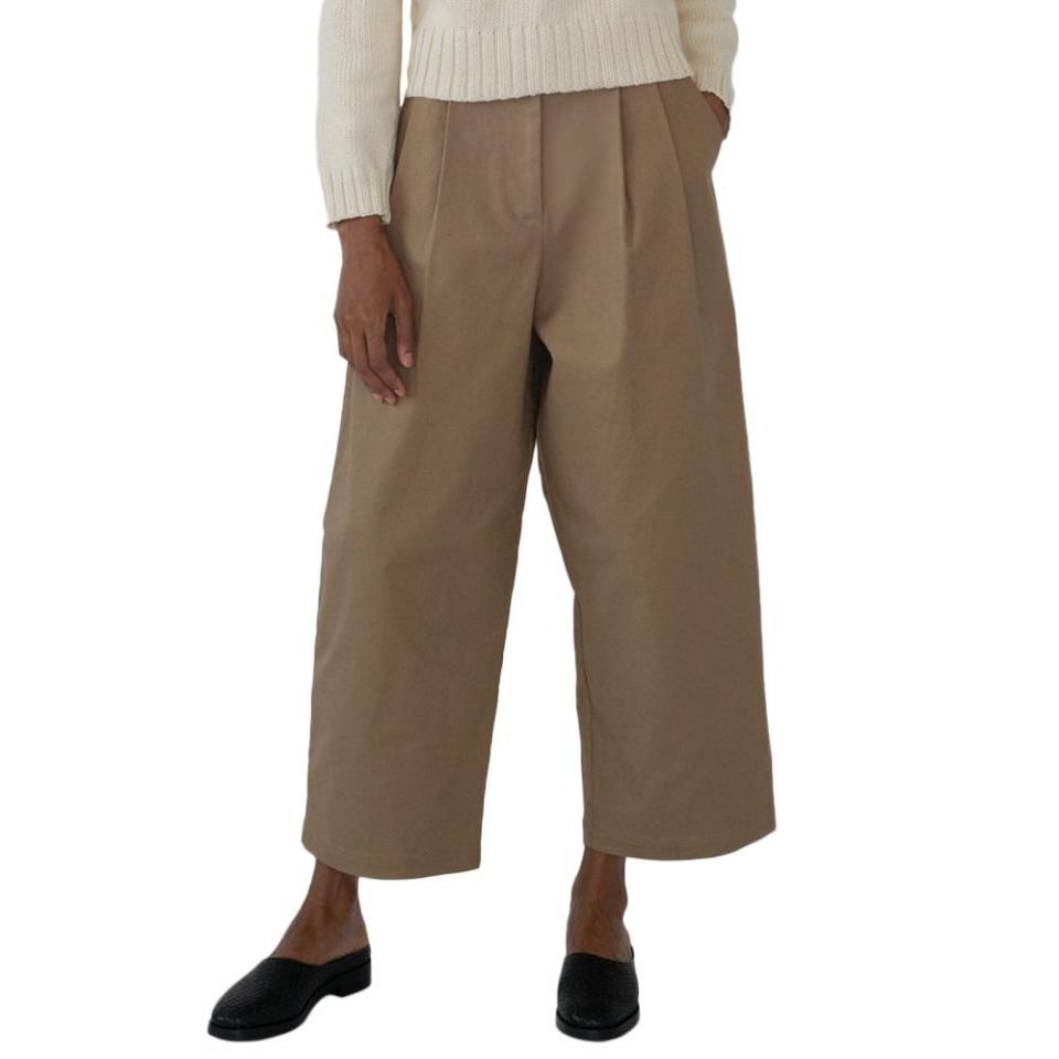 <p><a href="https://shainamote.com/products/boy-trouser-in-camel" rel="nofollow noopener" target="_blank" data-ylk="slk:Shop Now;elm:context_link;itc:0;sec:content-canvas" class="link ">Shop Now</a></p><p>Boy Trouser in Camel</p><p>$298.00</p><p>shainamote.com</p>