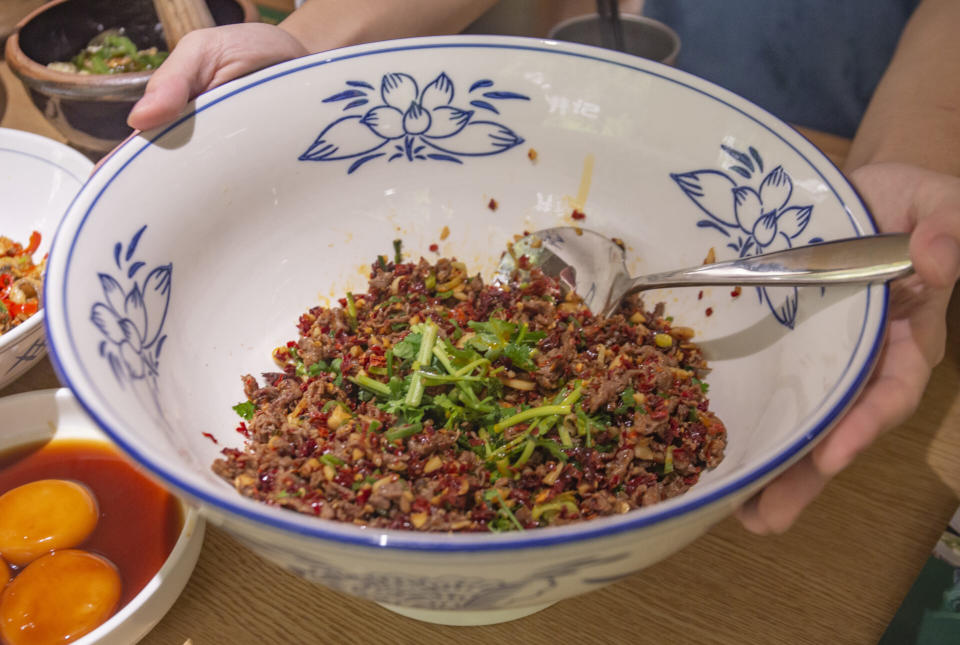 Nong Geng Ji - Stir-fried Beef with Fried Chilli