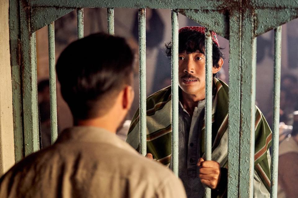 《非常律師禹英禑》姜基榮在本作中飾演在阿富汗當地生活的韓國人