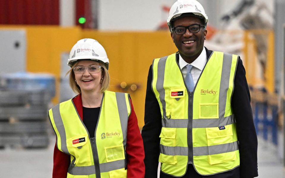  Liz Truss and Kwasi Kwarteng - Dylan Martinez/Pool WPA