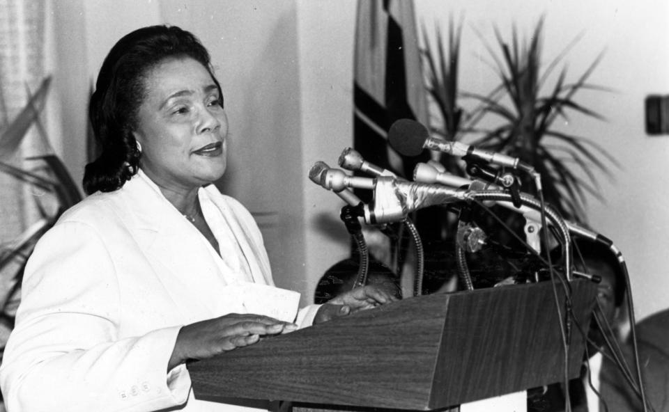 American Civil Rights activist Coretta Scott King (1927 - 2006) stands at a lectern and gives speech and an unspecified event, 1980s. (Photo by Afro American Newspapers/Gado/Getty Images)