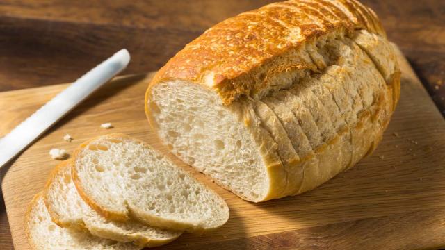 Storing Bread in a Cereal Container Keeps It Fresh Without