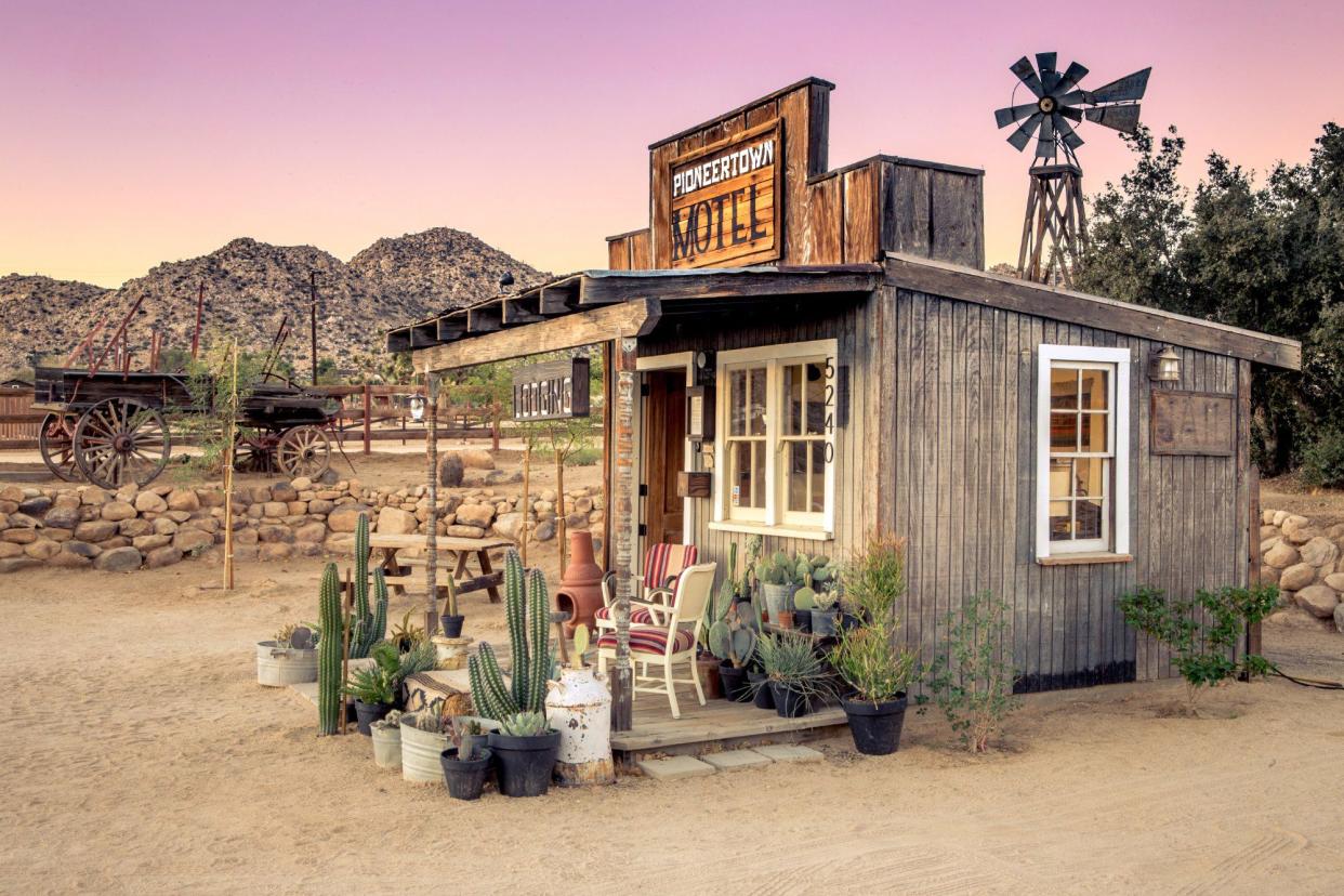 Pioneertown Motel