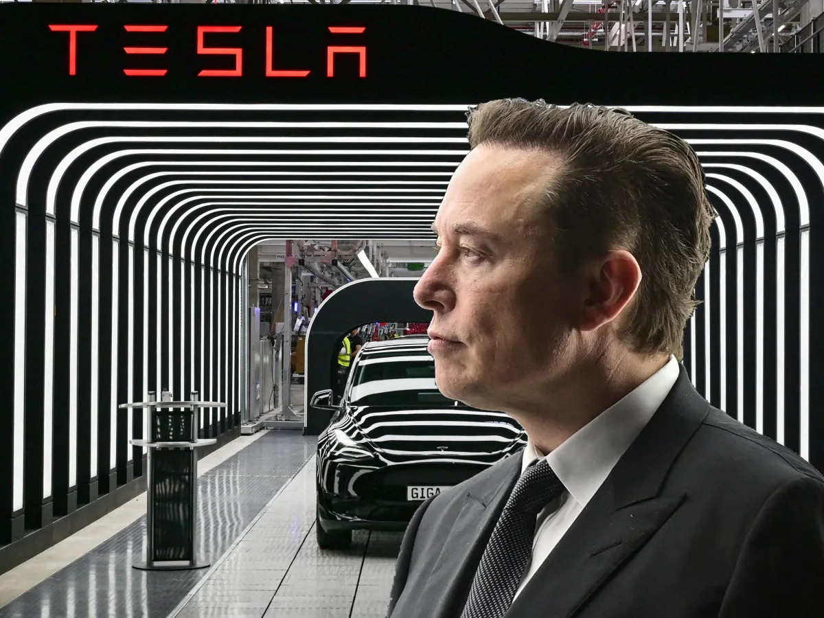 Tesla is laying off workers who only just started and withdrawing employment off..