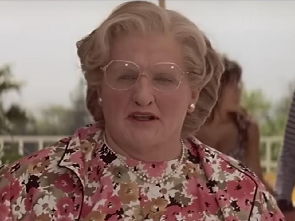 Robin Williams improvised funny ‘Mrs Doubtfire’ line (Touchstne Pictures)