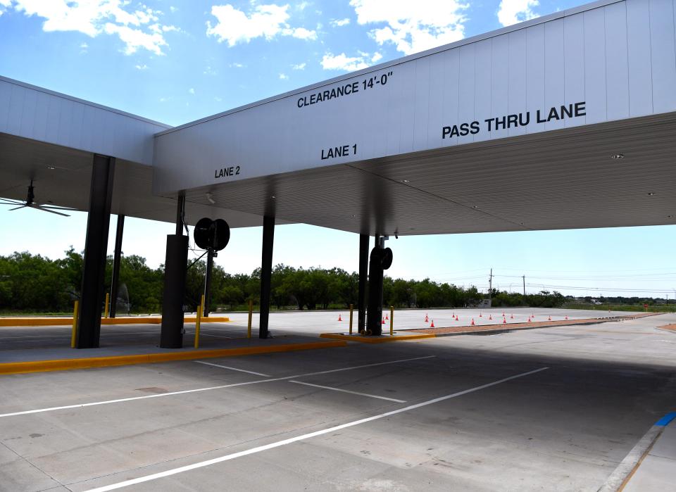 The testing area at the new Texas Department of Public Safety’s driver’s license office features a canopy to provide relief from the sun for customers.