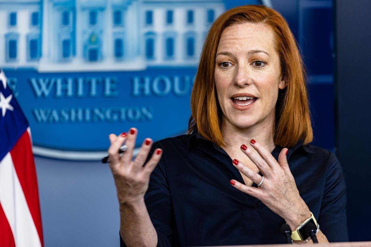 <p>White House scoffs at idea Trump deserves credit for vaccines saying half a million Americans died under his watch</p> (Photo by Samuel Corum/Getty Images)