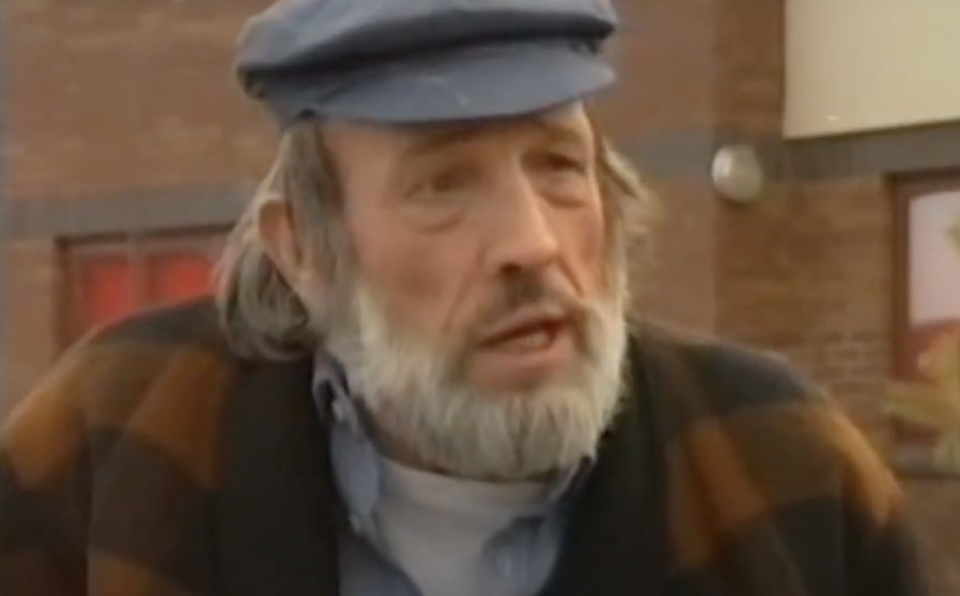 Ian Hendry made his last screen performance in Brookside.  (channel 4 screen grab)