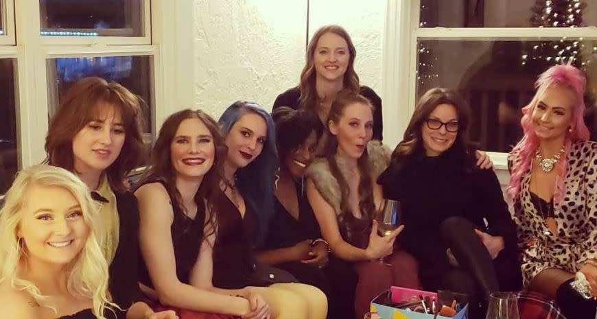 Amanda Knox con le amiche a Seattle