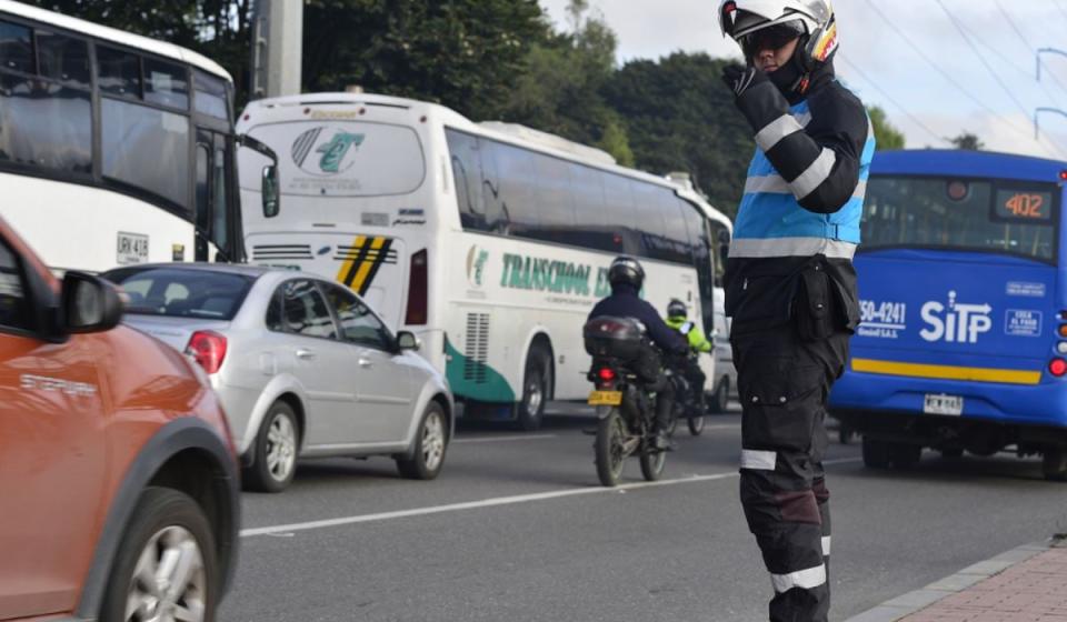 Pico y placa para motos y particulares en Bogotá tuvo reversa. Foto: tomada de movilidadbogota.gov.co