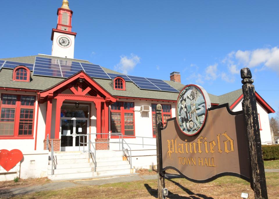 The Plainfield Town Hall.
