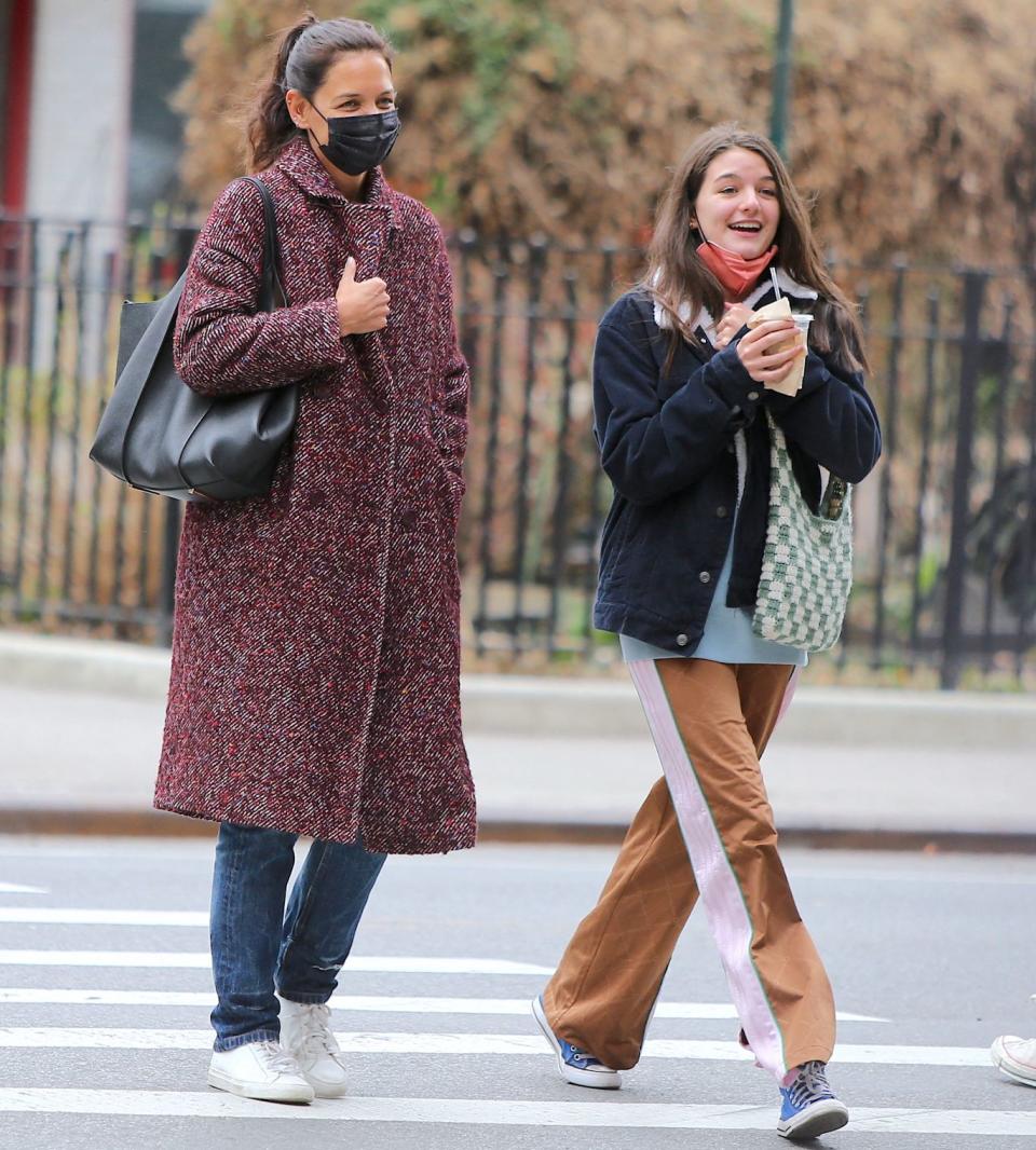 Katie Holmes and Suri Cruise. - Credit: AbacaPress / SplashNews.com