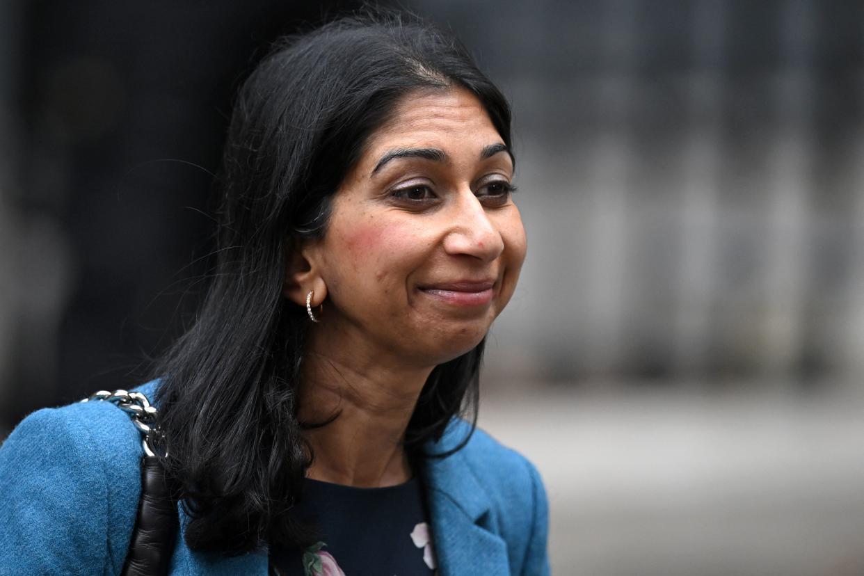 Britain's Home Secretary Suella Braverman leaves after attending the first cabinet meeting under the new Prime Minister, Rishi Sunak in 10 Downing Street in central London on October 26, 2022. - Sunak's largely same-look cabinet held an inaugural meeting today before he heads to the House of Commons for his first weekly 