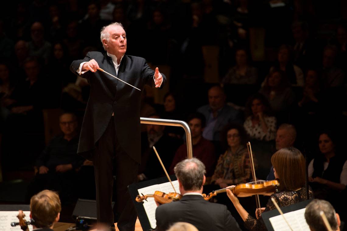 Daniel Barenboim performs in Miami with this 450-year-old house ensemble of the Berlin State Opera. Monika Rittershaus