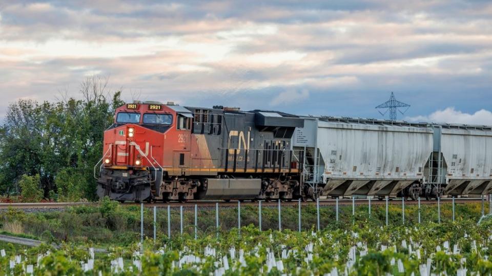 A CN train heads to its next destination. (Photo: Shutterstock/Christopher O'Donnell)