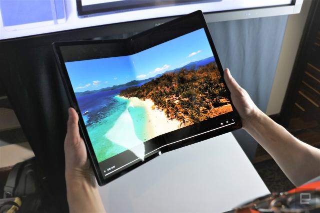 Intel Horseshoe Bend foldable tablet PC hands-on at CES 2020