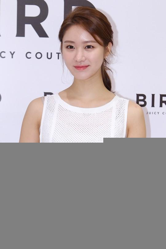 [StarN Focus] Han Gru attends a fashion brand launching event